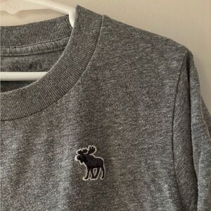 Abercrombie Kids Essential Icon Tee Size 7/8